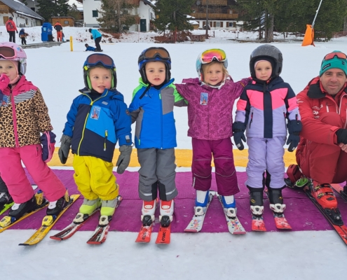 3f555737-fffa-46b2-9e08-4e1247513e3a