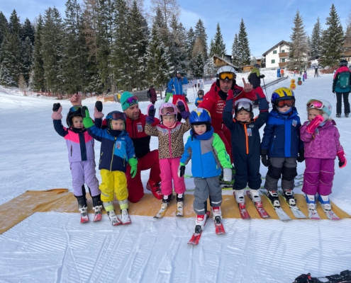 f28f7b98-4204-4c43-81f2-3b2c07dfac63